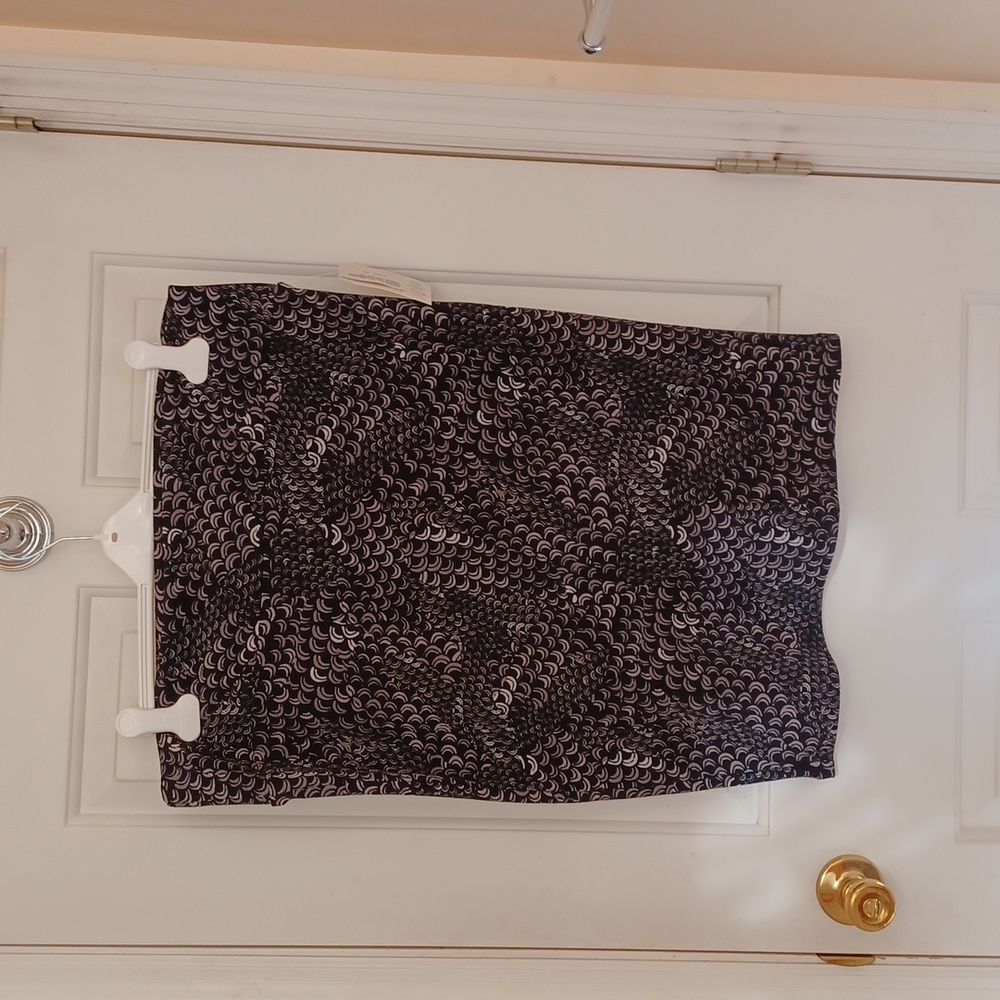 NWT - LULAROE - CASSIE PENCIL SKIRT - 2XL